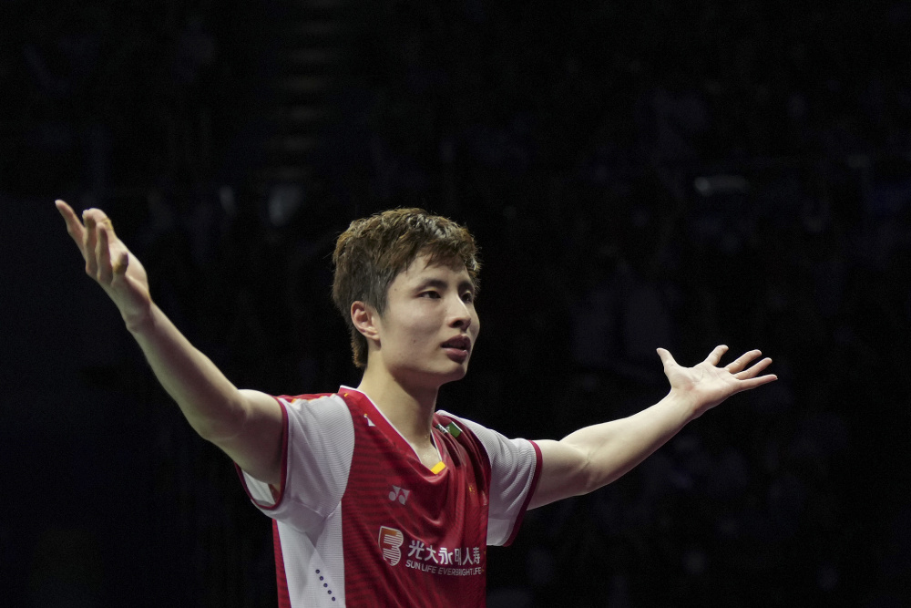 幕后辛勤付 幕后辛勤付