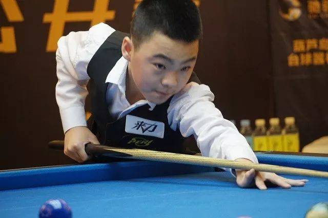 在主场比赛 在主场比赛