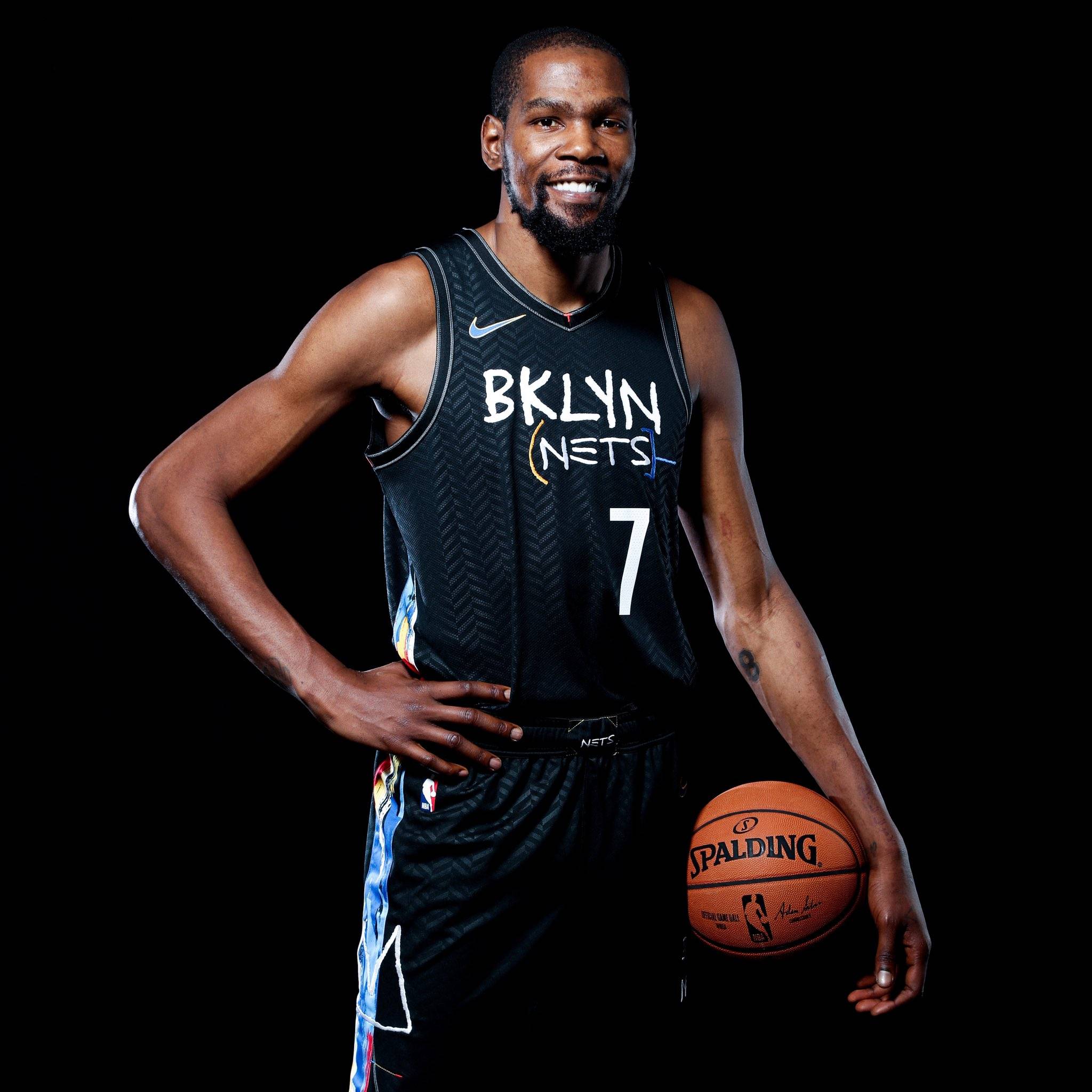 詹姆斯近期 詹姆斯近期