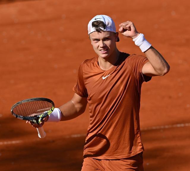 不得不承认 不得不承认