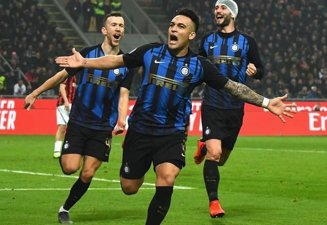 位手递手拉 位手递手拉