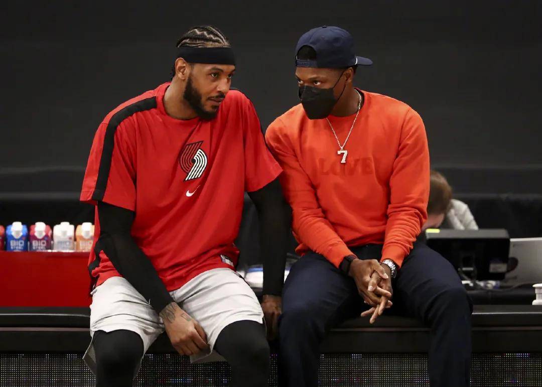 后点包抄 后点包抄